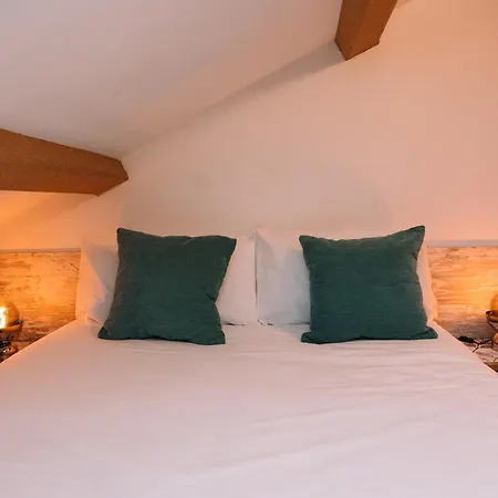 Atico Con Vistas En By アパート